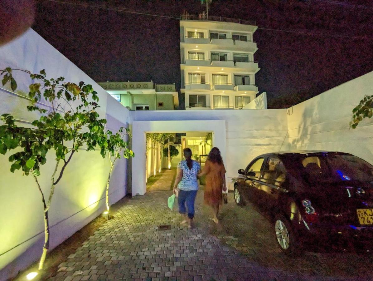Marine At 3* Negombo