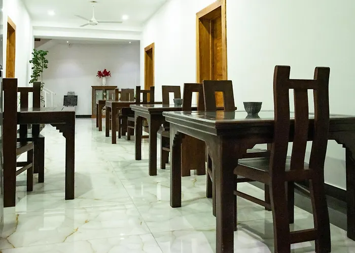 Hotel Marine At Negombo Beach