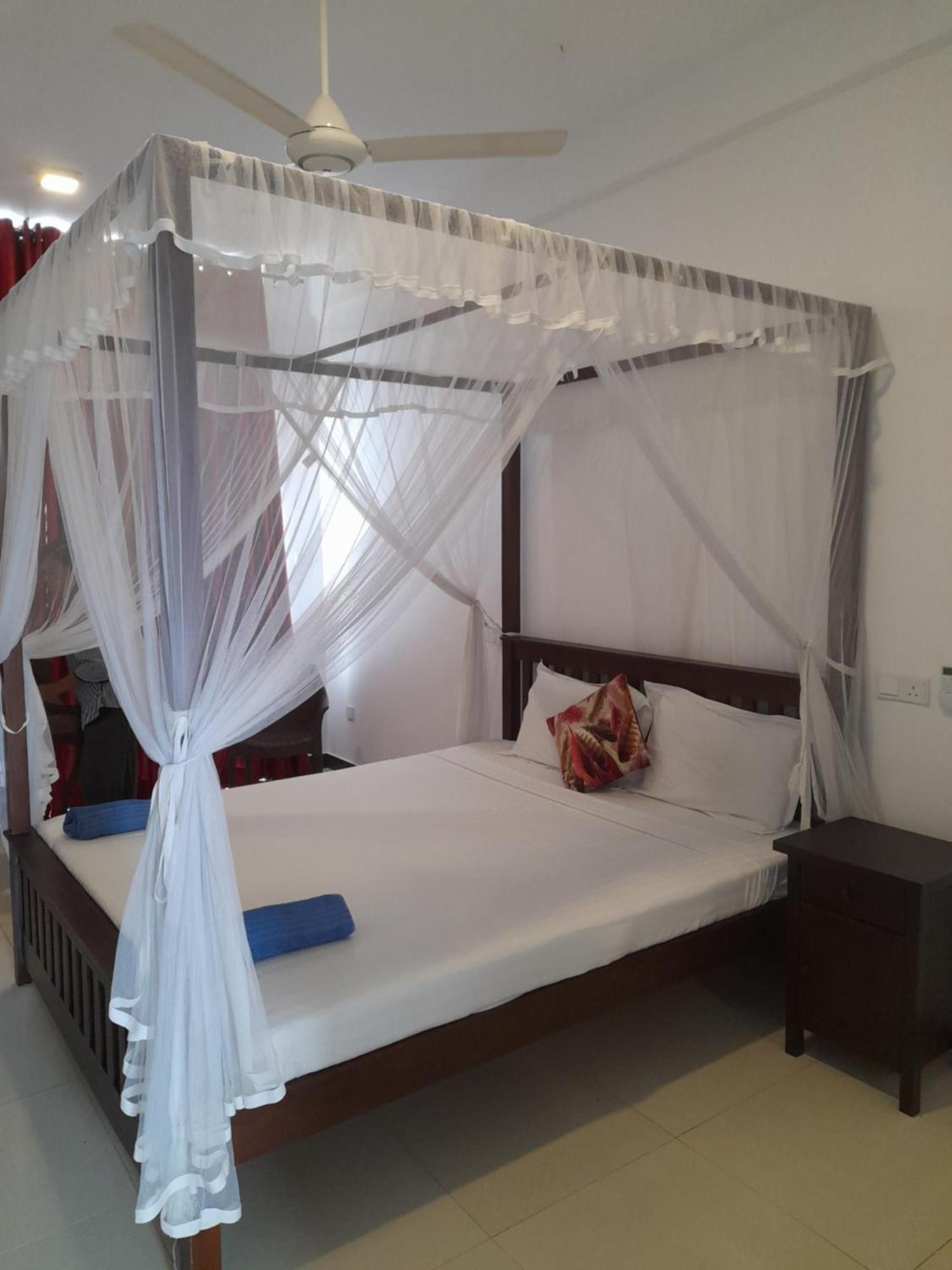 Marine At 3* Negombo