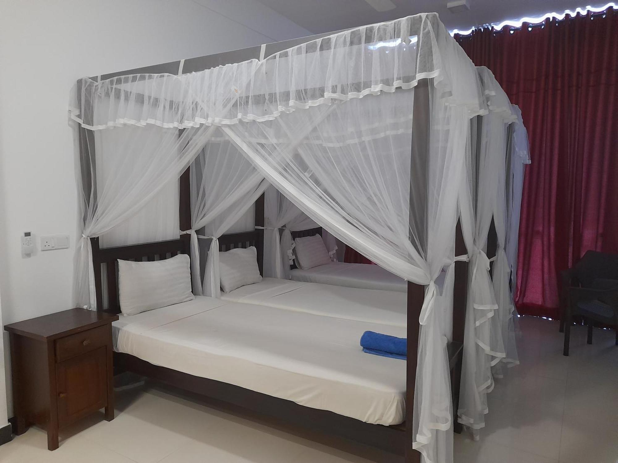 Marine At 3* Negombo
